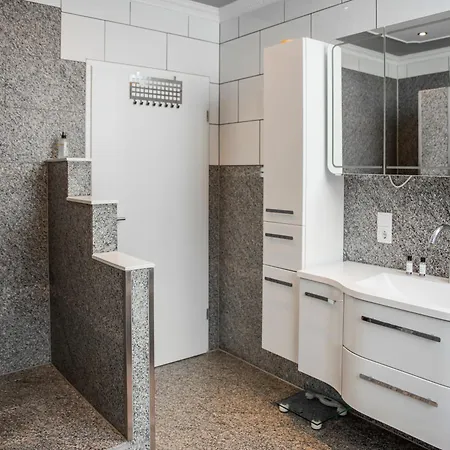 Haus Helga Апартаменты *