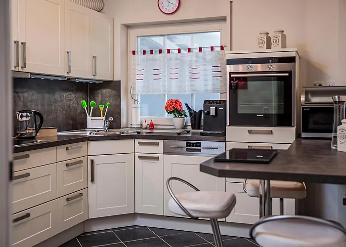 Haus Helga * Idar-Oberstein